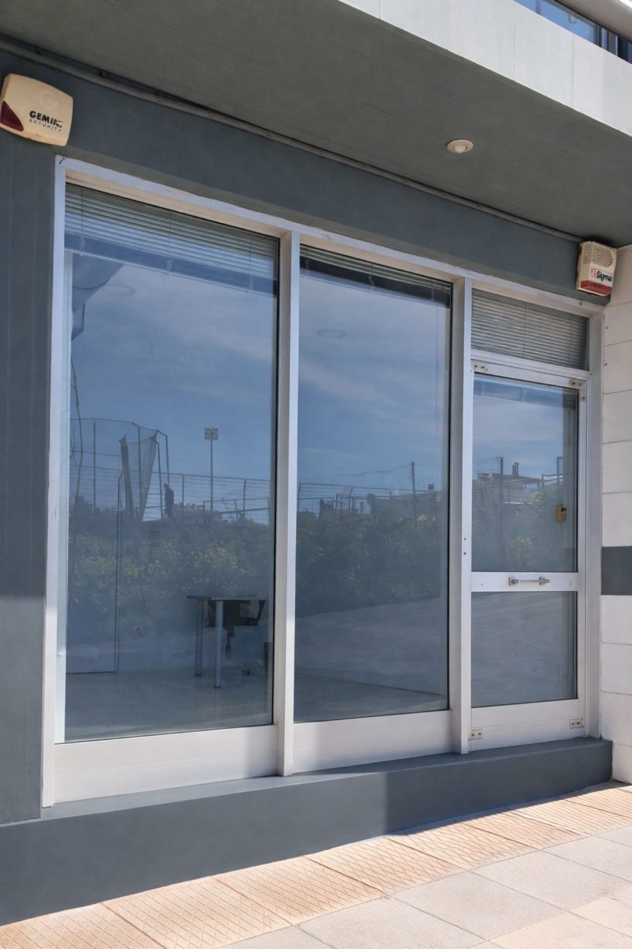 (Προς Ενοικίαση) Επαγγελματικός Χώρος Κατάστημα || Αθήνα Κέντρο/Ηλιούπολη - 30 τ.μ, 400€ 